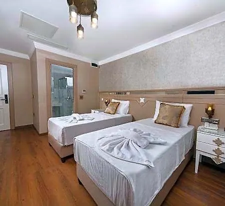 Belmond Hotel 3*